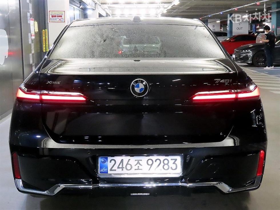 BMW 7er — miniaturë 5