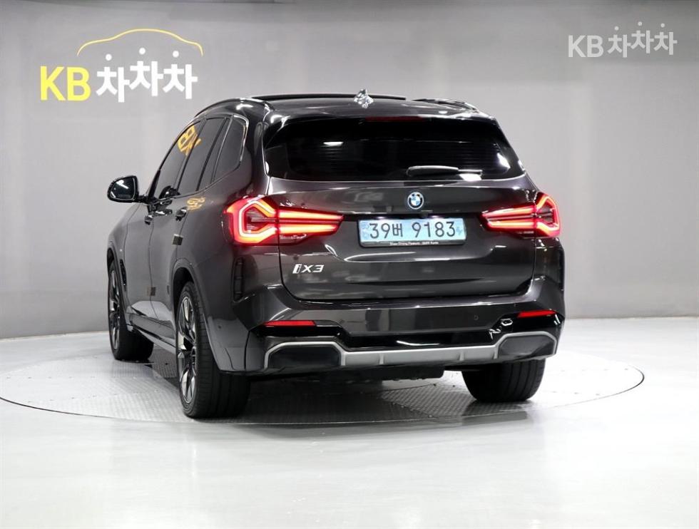 BMW iX3 — miniaturë 4