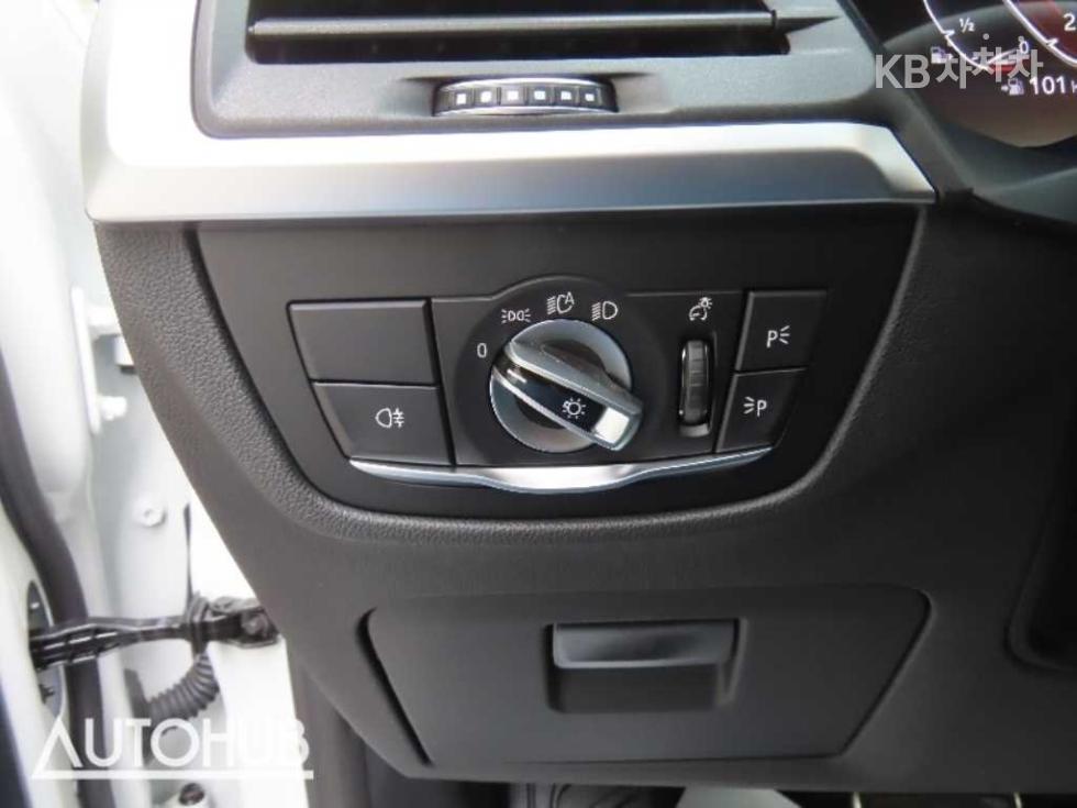 BMW X4 — miniaturë 12
