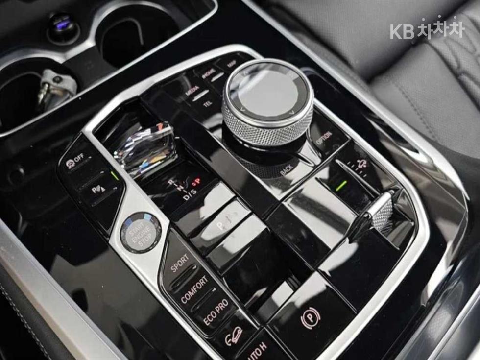 BMW X5 — miniaturë 8