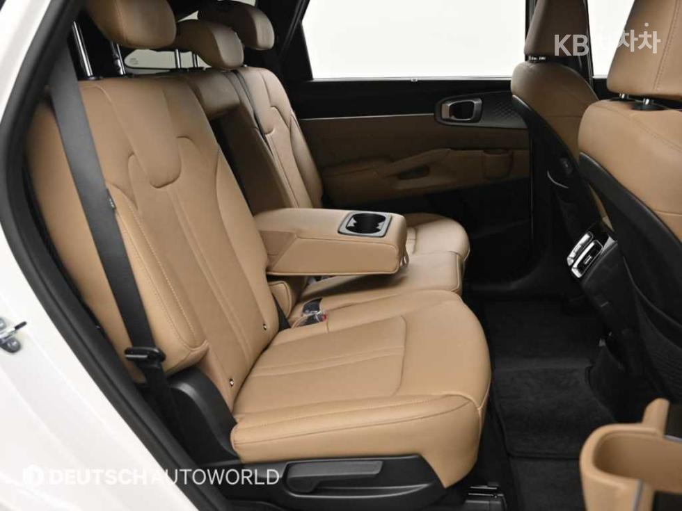 Kia Sorento — miniaturë 12