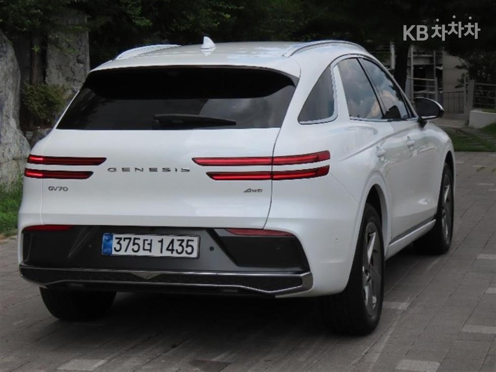 Genesis GV70 — miniaturë 3