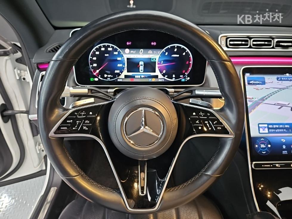 2021 Mercedes-Benz S photo