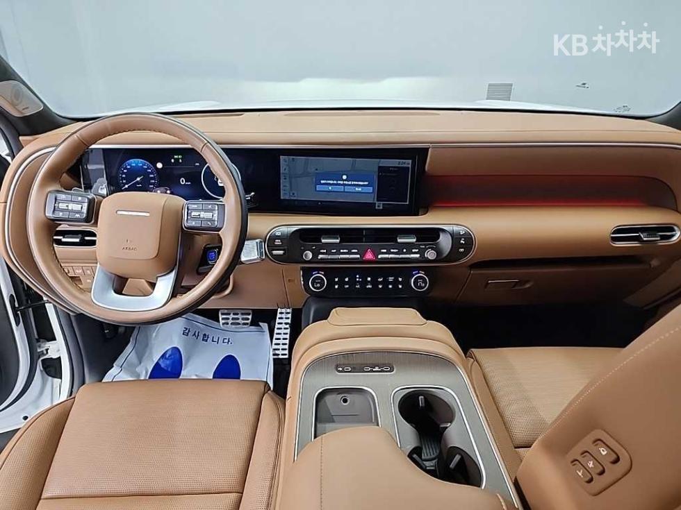 2025 Hyundai Used Car photo