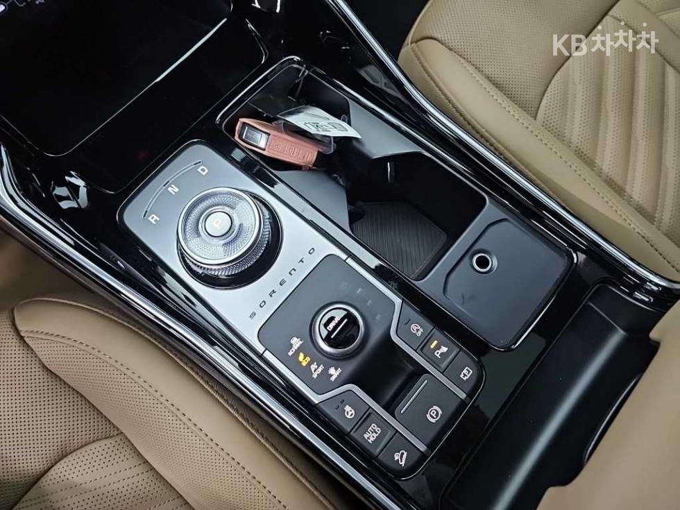 2025 Kia MQ4 photo