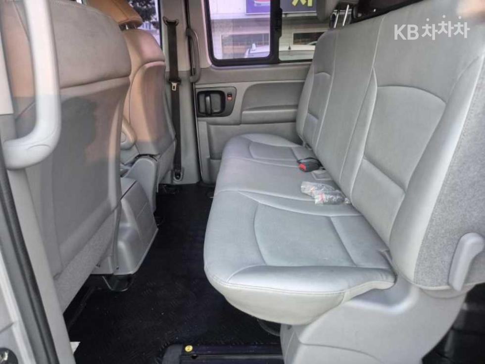 Hyundai Starex — miniaturë 8