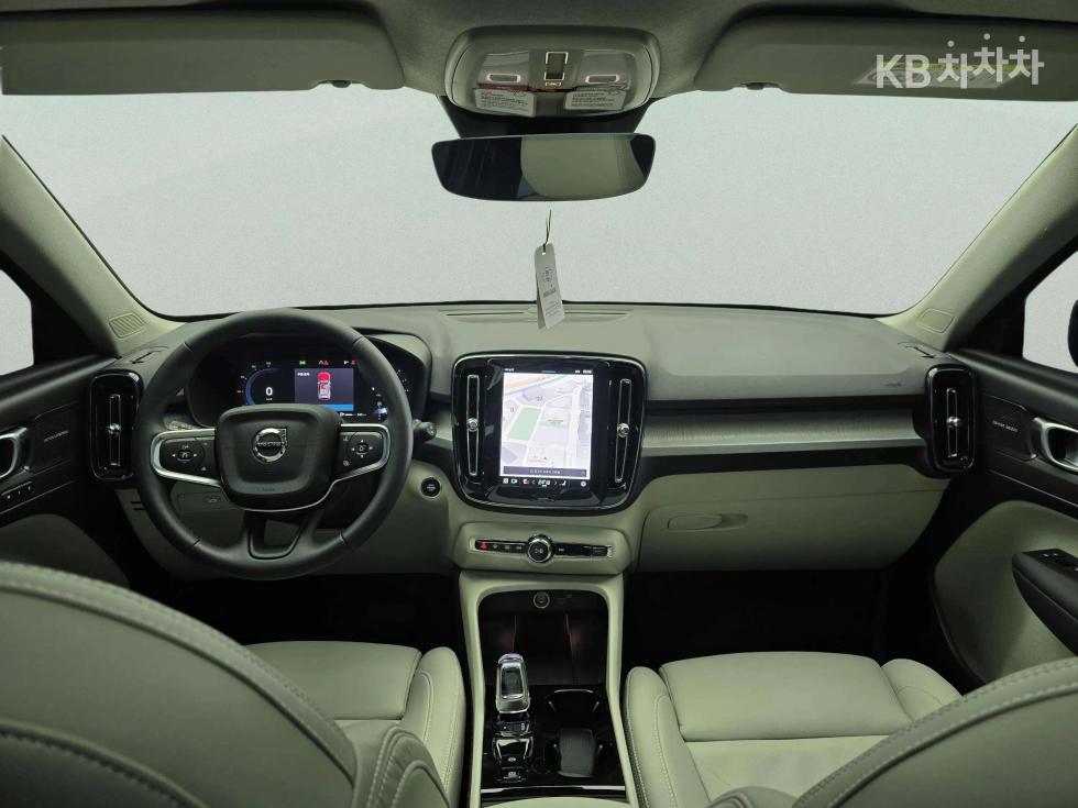 Volvo XC40 — miniaturë 7