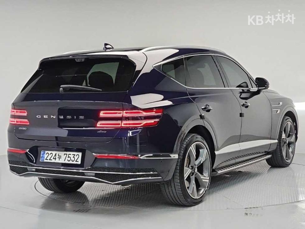 2024 Genesis GV80 photo