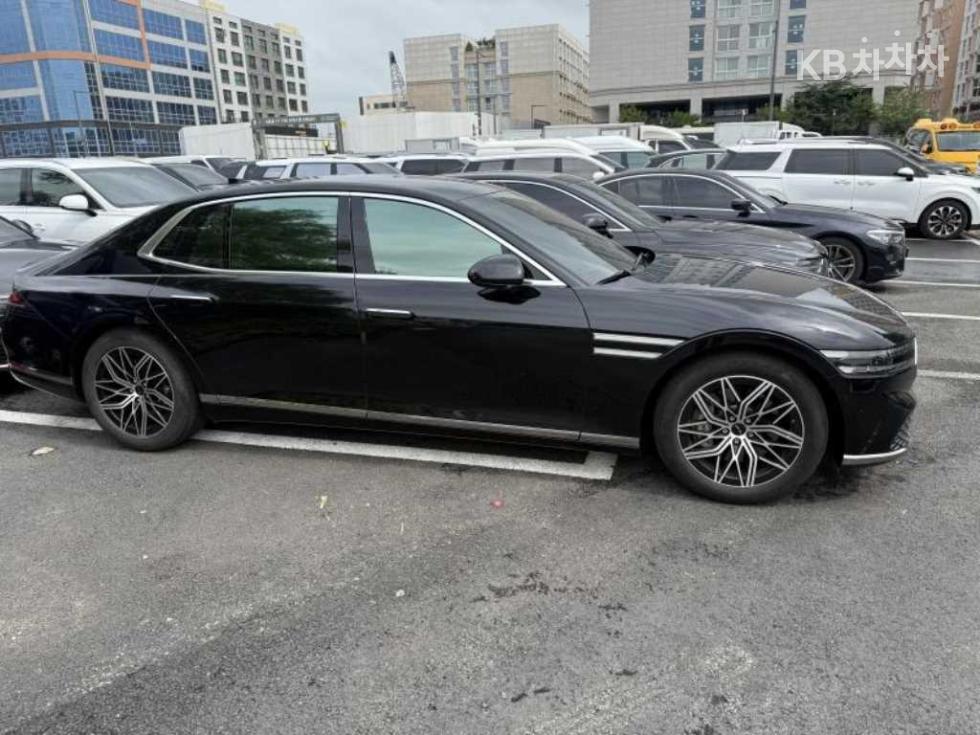 2022 Genesis G90(RS4) photo