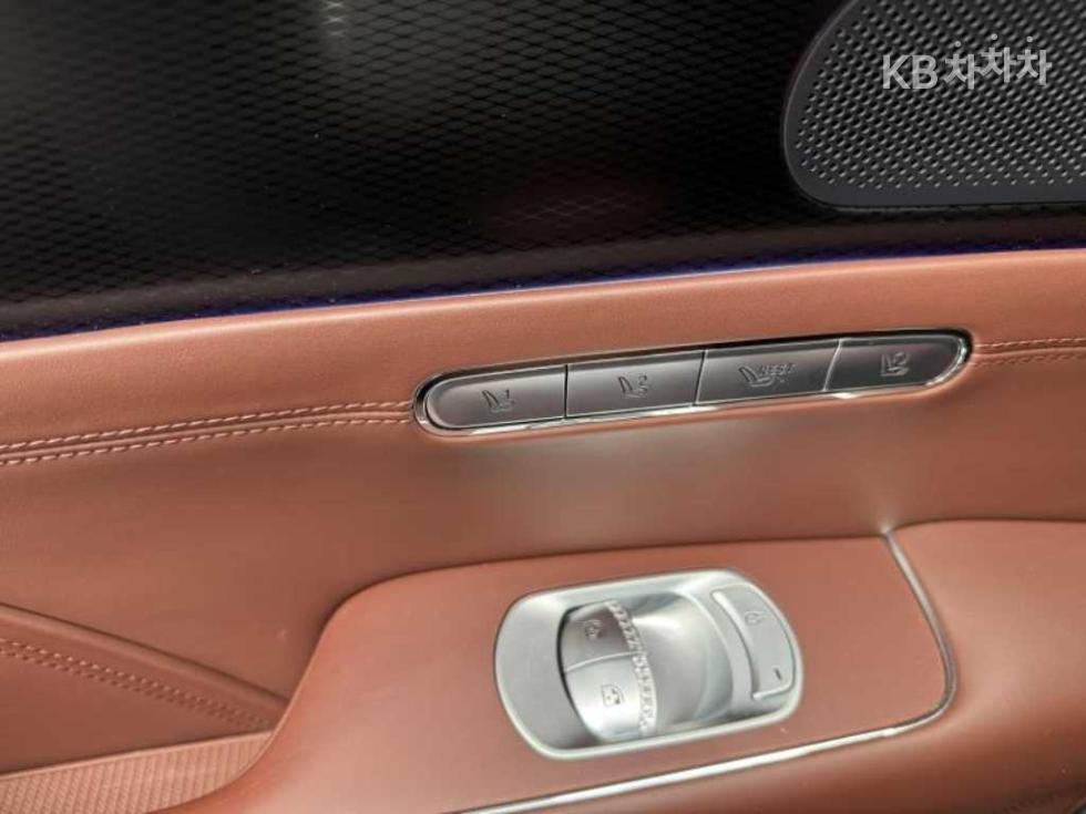 2022 Genesis G90(RS4) photo