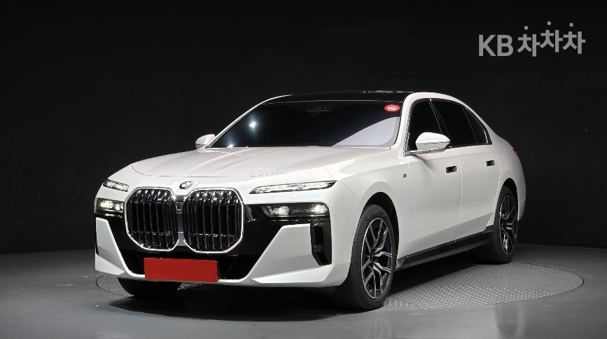 BMW 7er — miniaturë 2