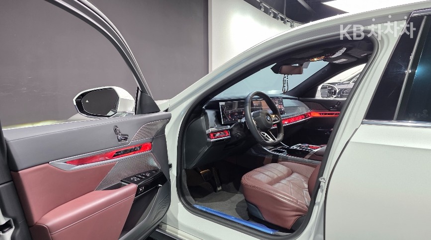BMW 7er — miniaturë 10