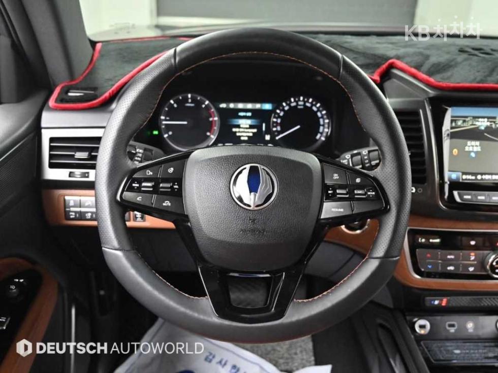 SsangYong Rexton — miniaturë 13