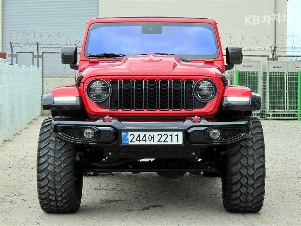 Jeep Wrangler — miniaturë 2