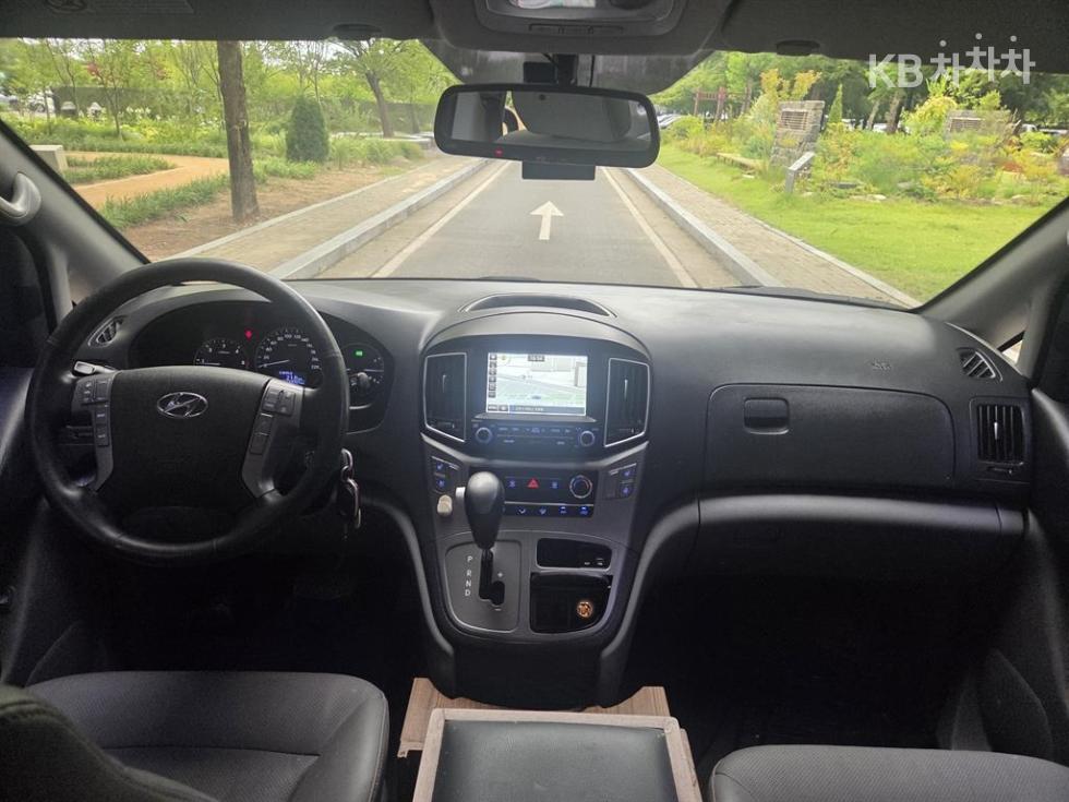 Hyundai Starex — miniaturë 13