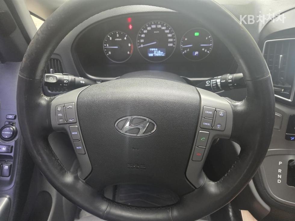 Hyundai Starex — miniaturë 14