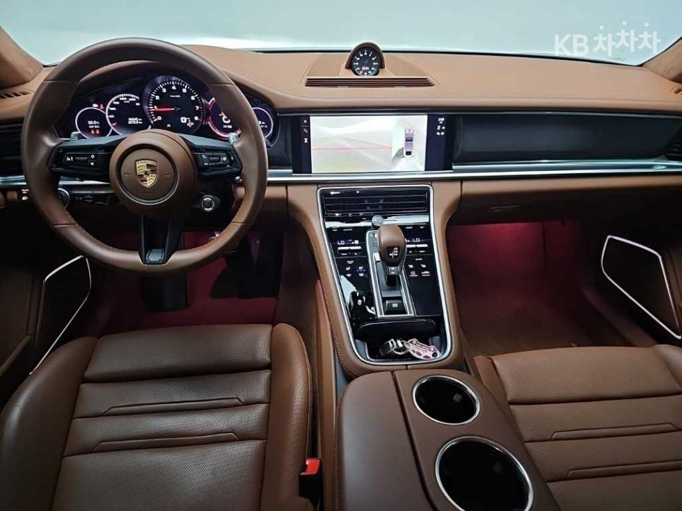2023 Porsche (971) photo