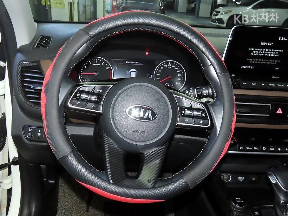 Kia Seltos — miniaturë 8