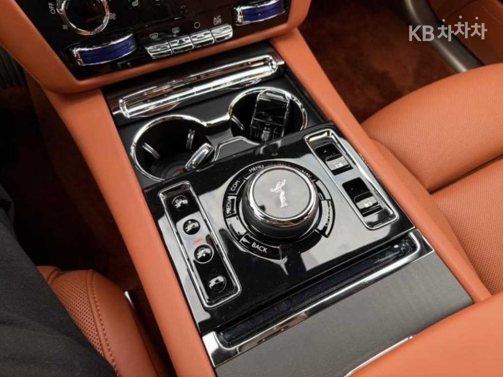 Rolls-Royce Ghost — miniaturë 16