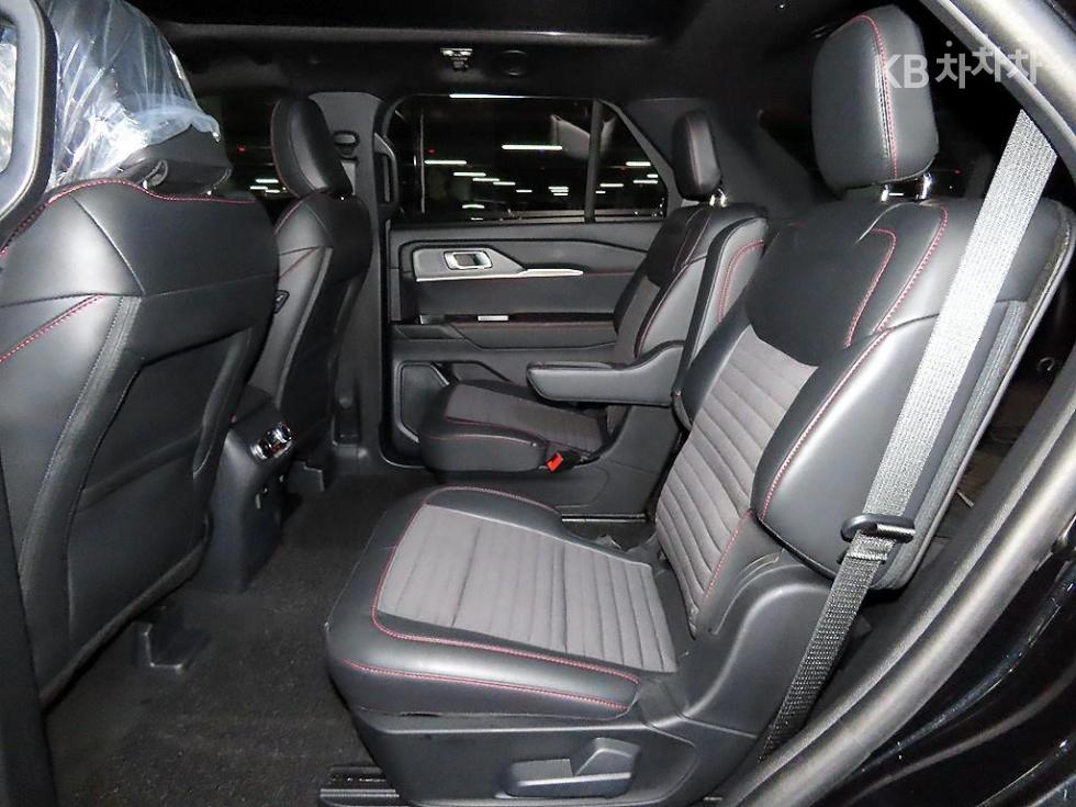 2025 Ford (6) photo