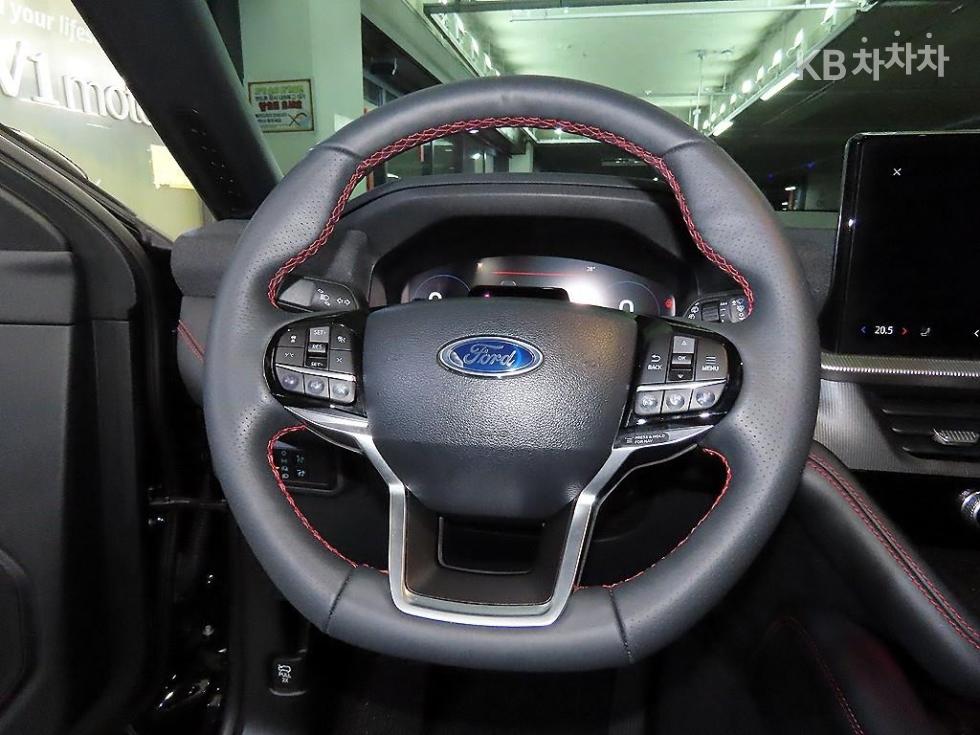 2025 Ford (6) photo