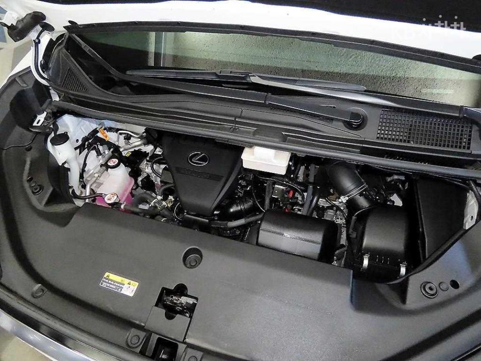 Lexus LM — miniaturë 18