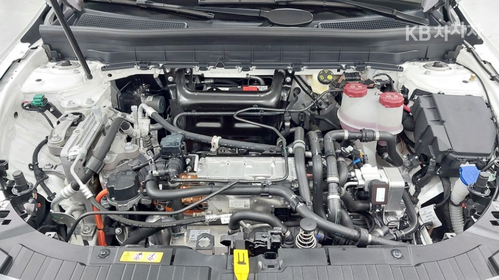 Mercedes-Benz EQB — miniaturë 6