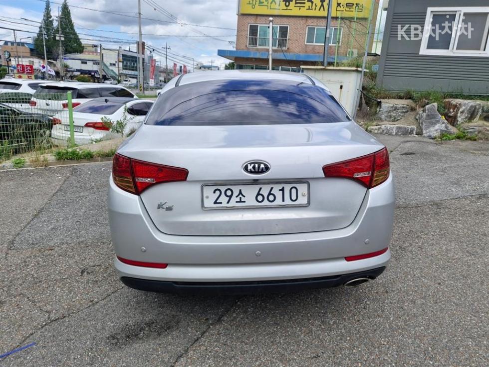 Kia K5 — miniaturë 6