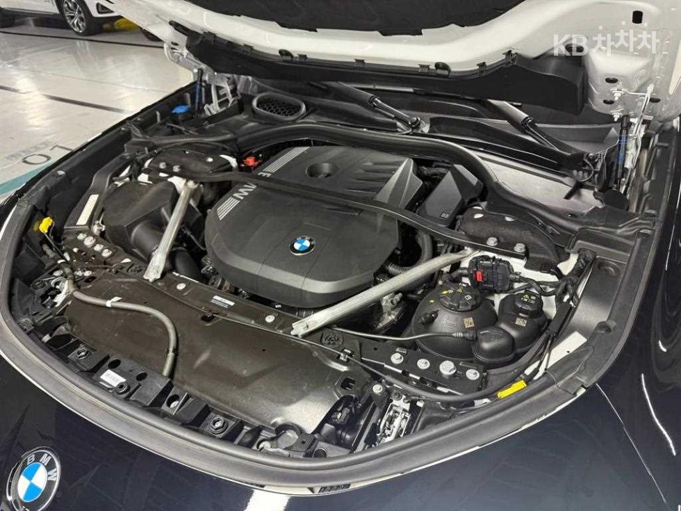BMW 7er — miniaturë 6