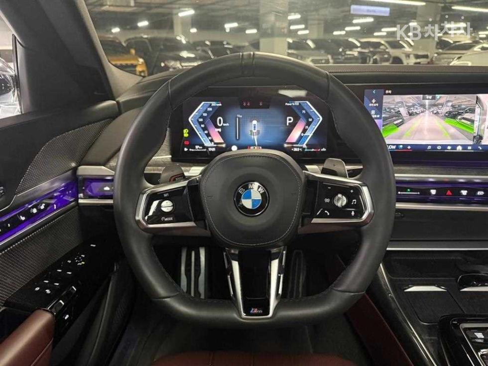BMW 7er — miniaturë 9