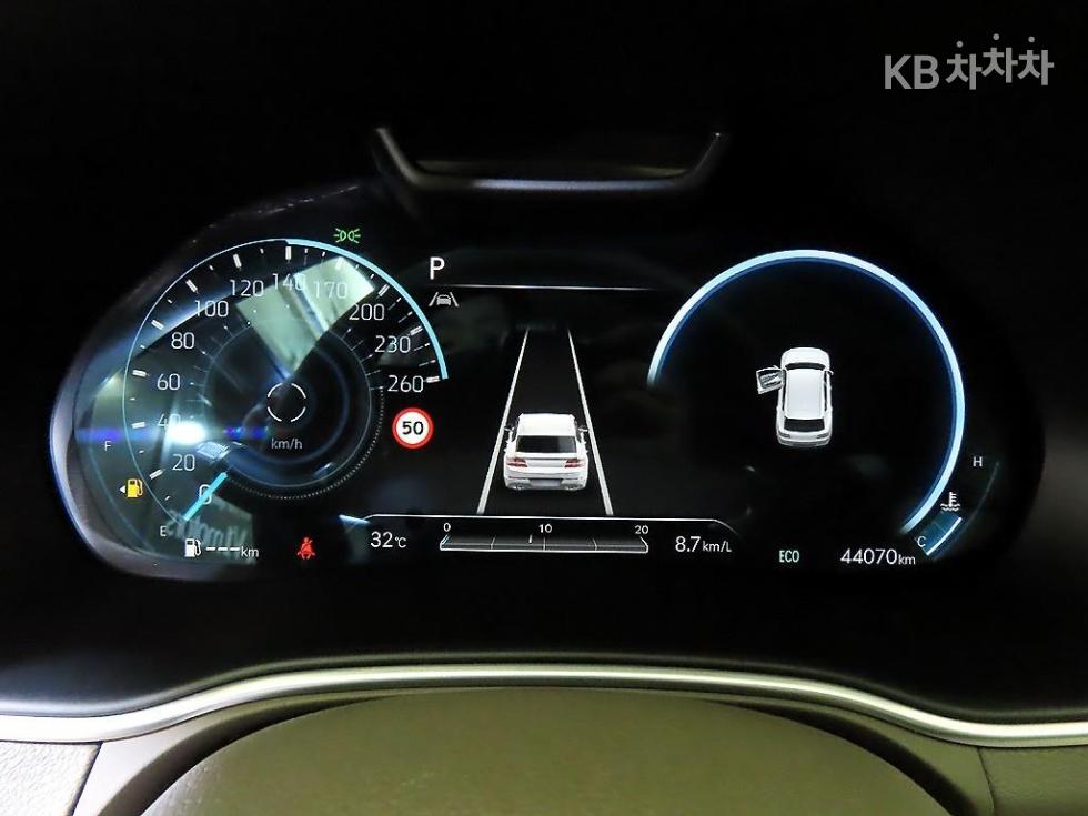 2023 Genesis GV80 photo