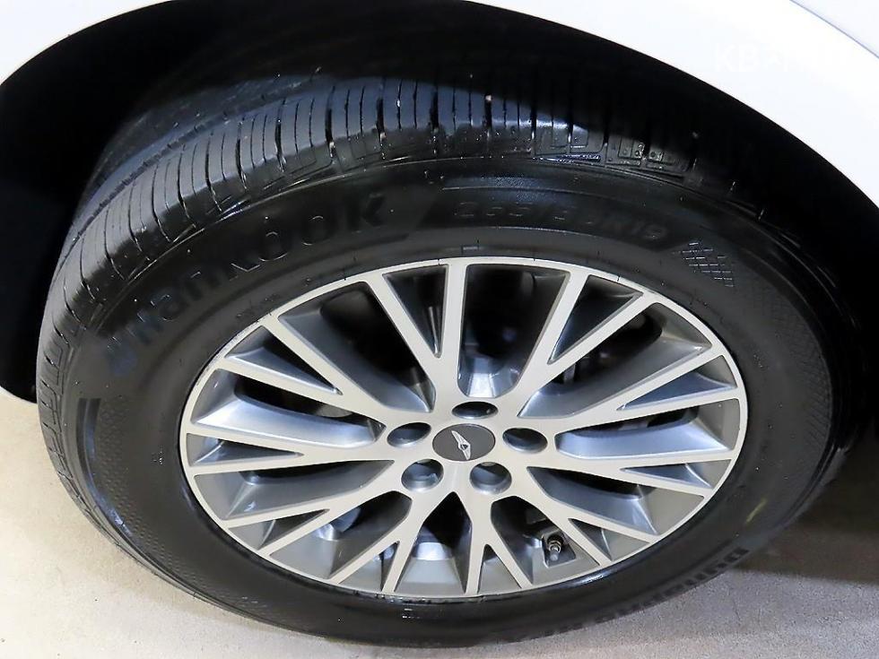 2023 Genesis GV80 photo