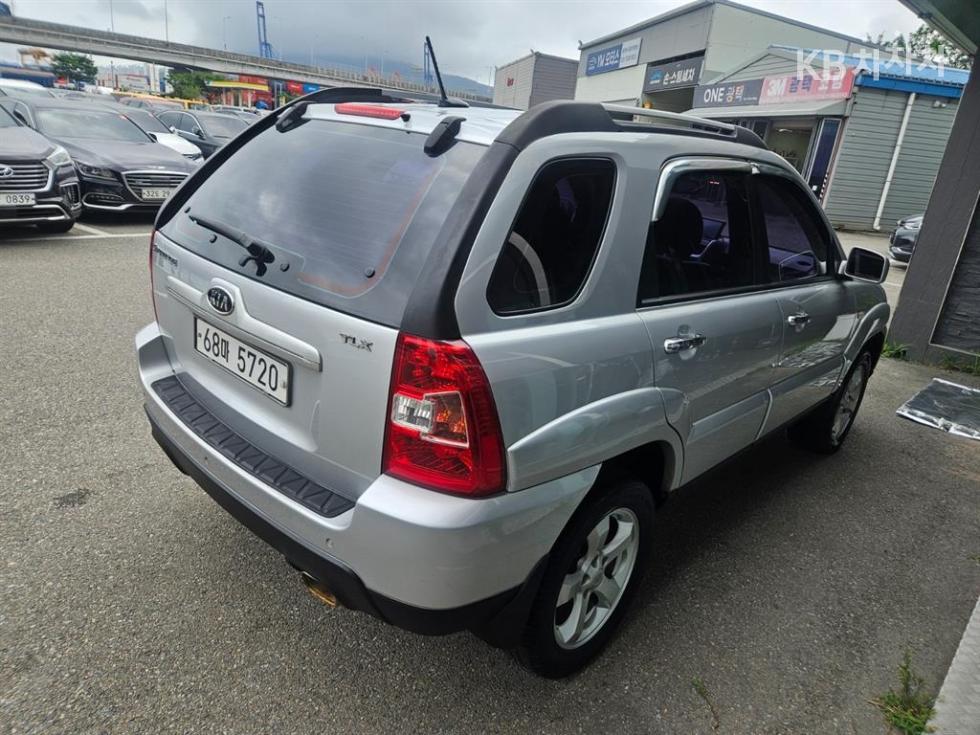 Kia Sportage — miniaturë 4