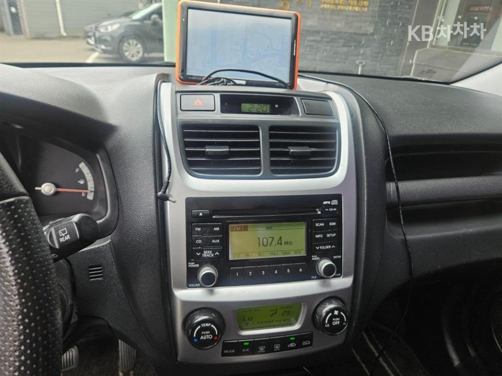 Kia Sportage — miniaturë 10