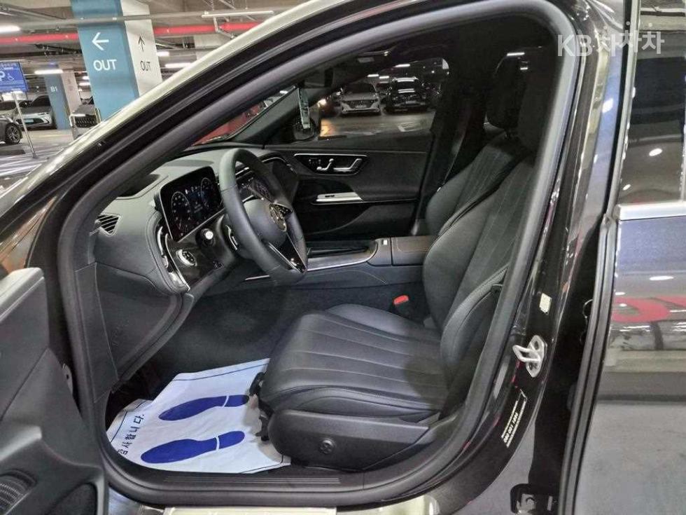 2025 Mercedes-Benz E (W214) photo