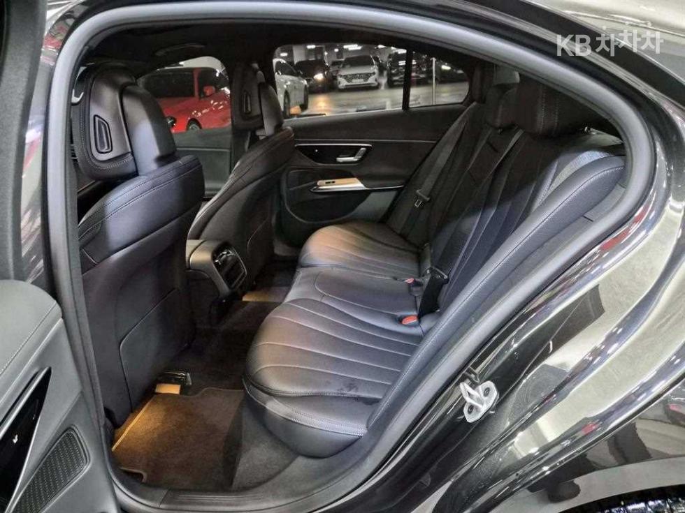 2025 Mercedes-Benz E (W214) photo