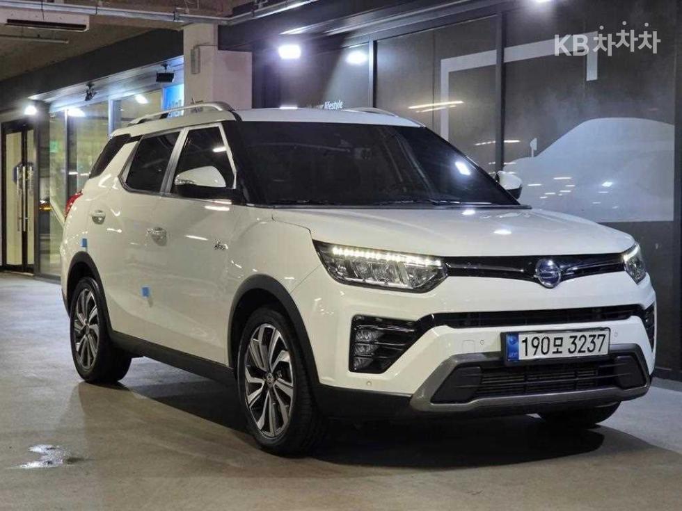 SsangYong Tivoli — miniaturë 2