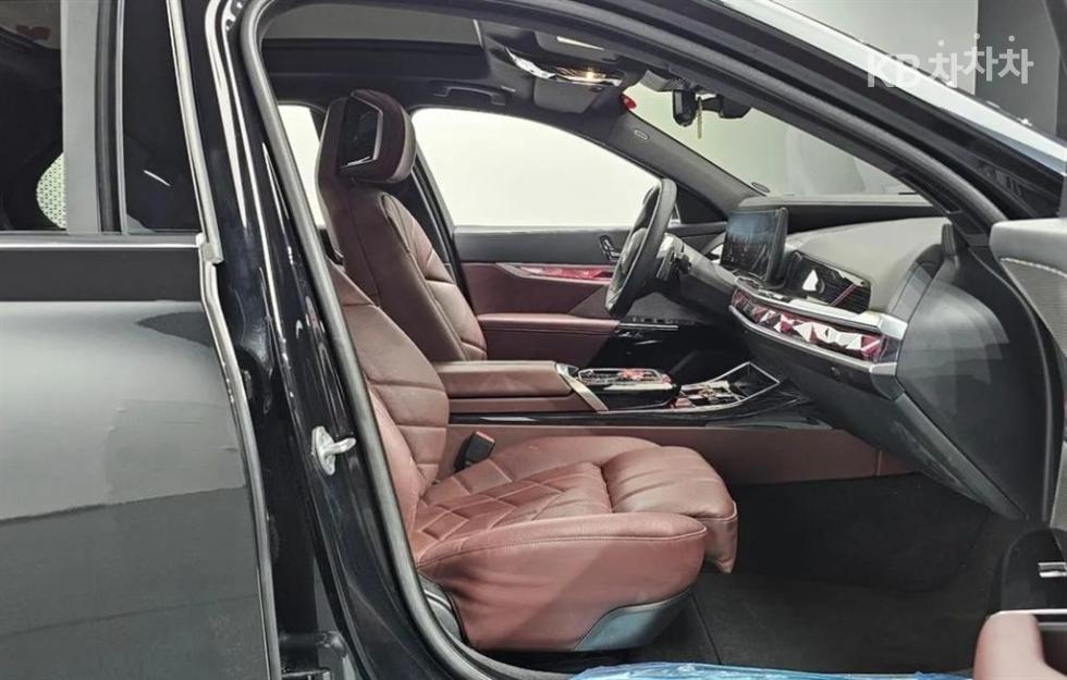 BMW 7er — miniaturë 11