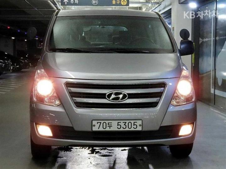 Hyundai Starex — miniaturë 2