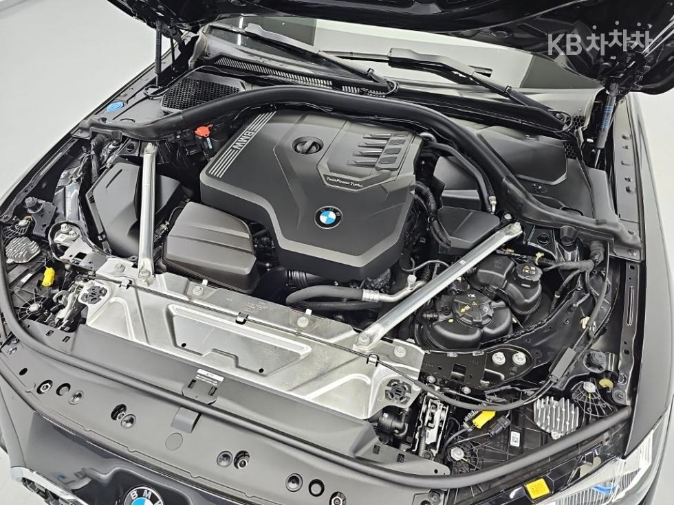 2023 BMW BMW 4 (G22) photo