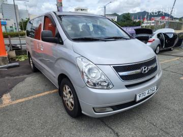 Hyundai Starex 5인승 밴 CVX — foto 1