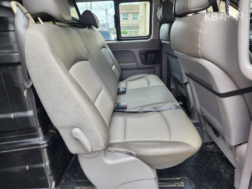 Hyundai Starex — miniaturë 11