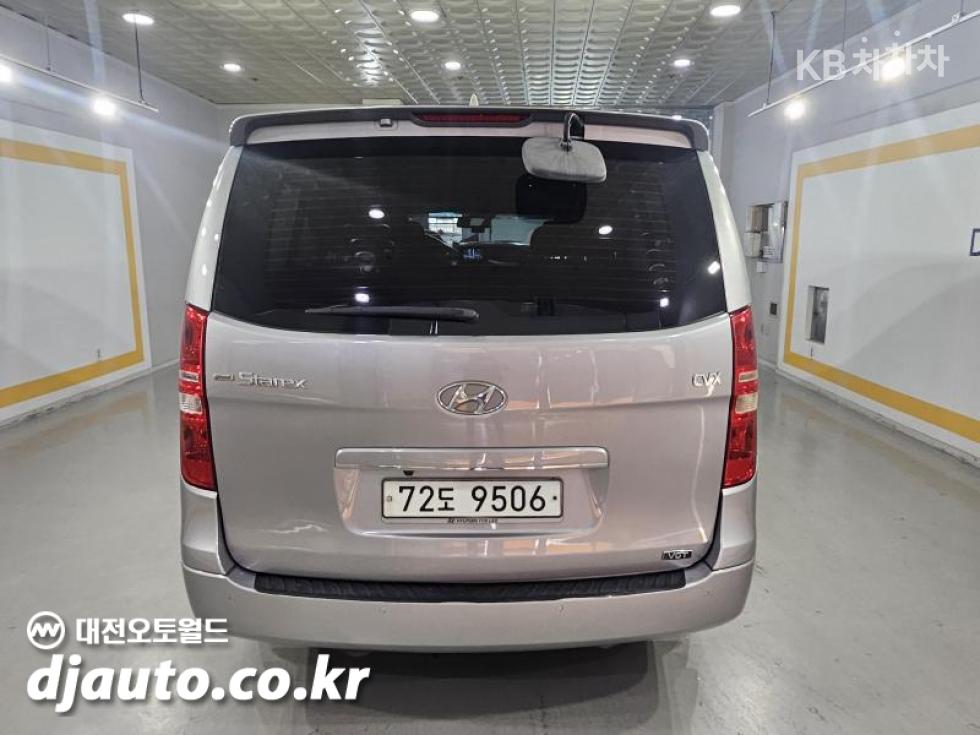Hyundai Starex — miniaturë 5