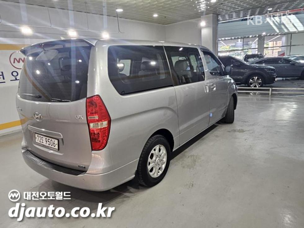 Hyundai Starex — miniaturë 6