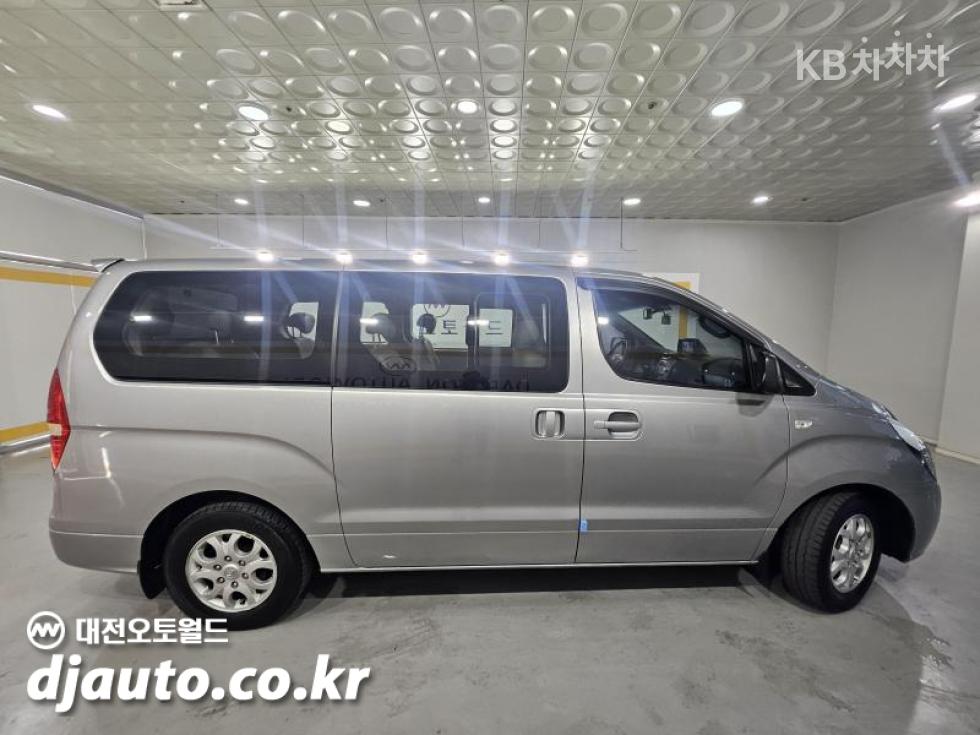 Hyundai Starex — miniaturë 7