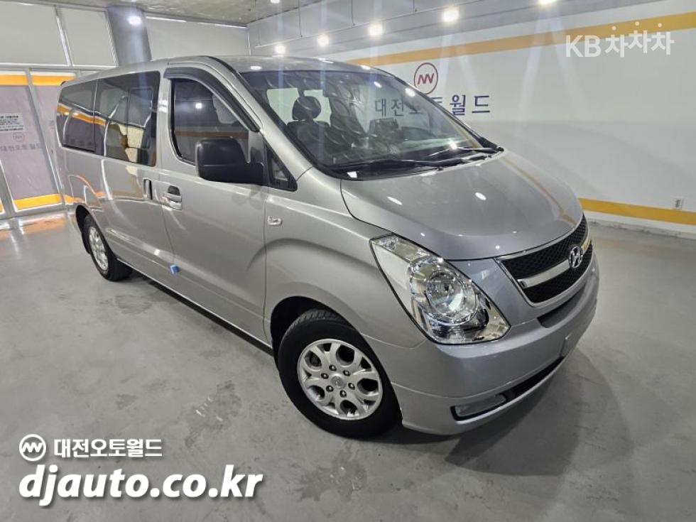 Hyundai Starex — miniaturë 8