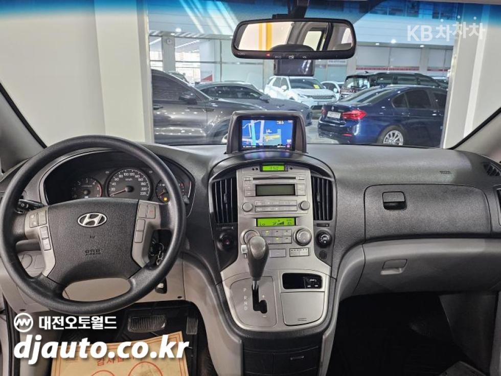 Hyundai Starex — miniaturë 13