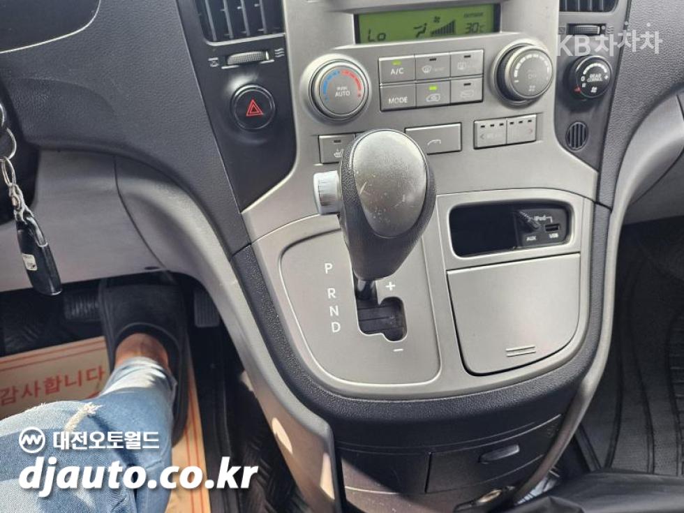Hyundai Starex — miniaturë 16
