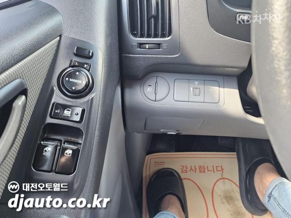 Hyundai Starex — miniaturë 17