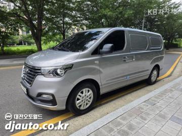 Hyundai Starex van 3  seats  smart — foto 1